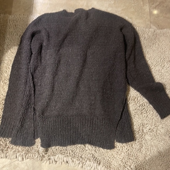 Super soft cozy sweater - Picture 3 of 3